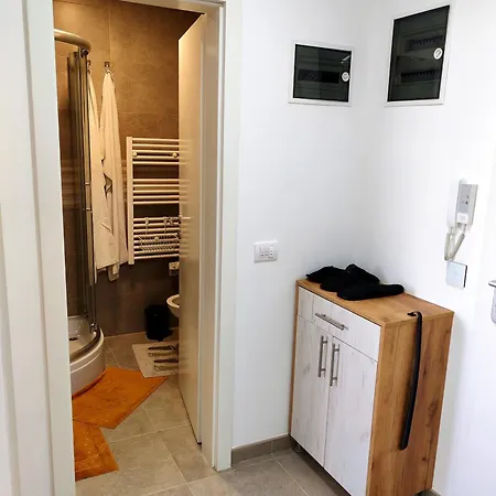 40 شقة Modrica